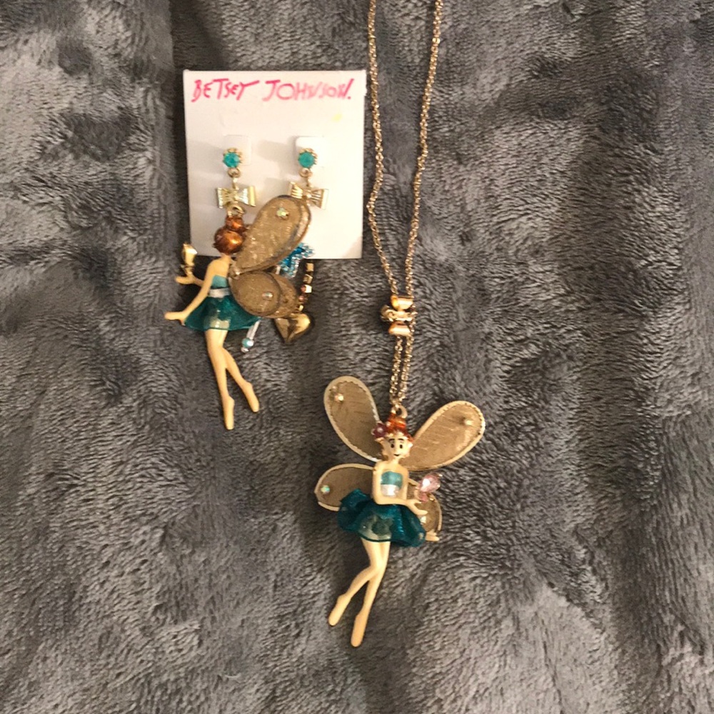 Betsy Johnson Necklace and Earring Set